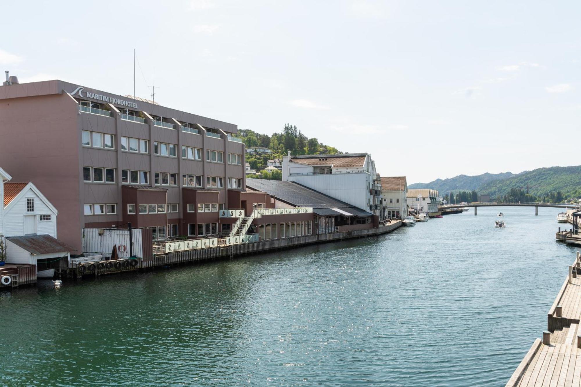 Maritim Fjordhotel Flekkefjord Zewnętrze zdjęcie